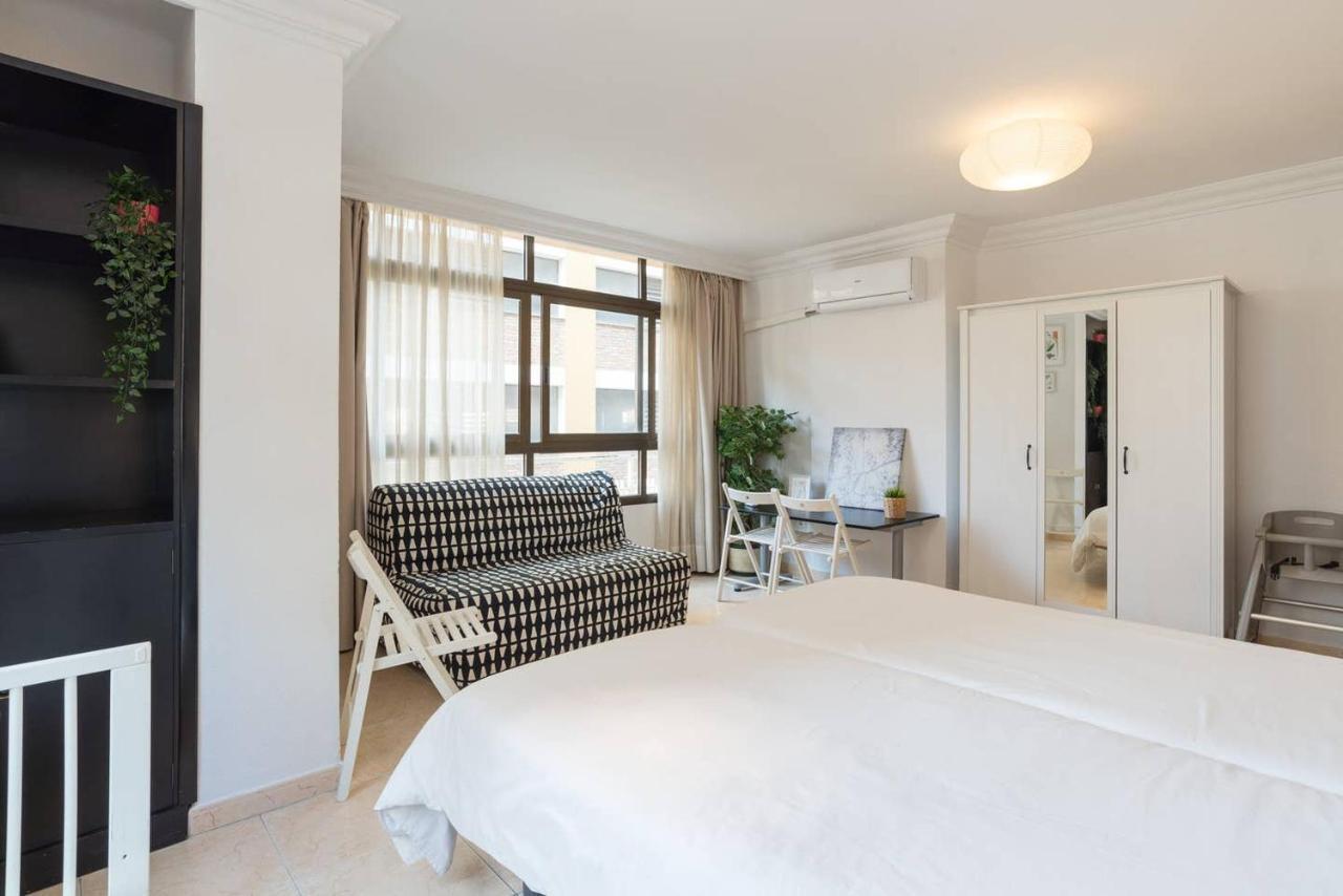 Apartamento Soho Малага Екстериор снимка